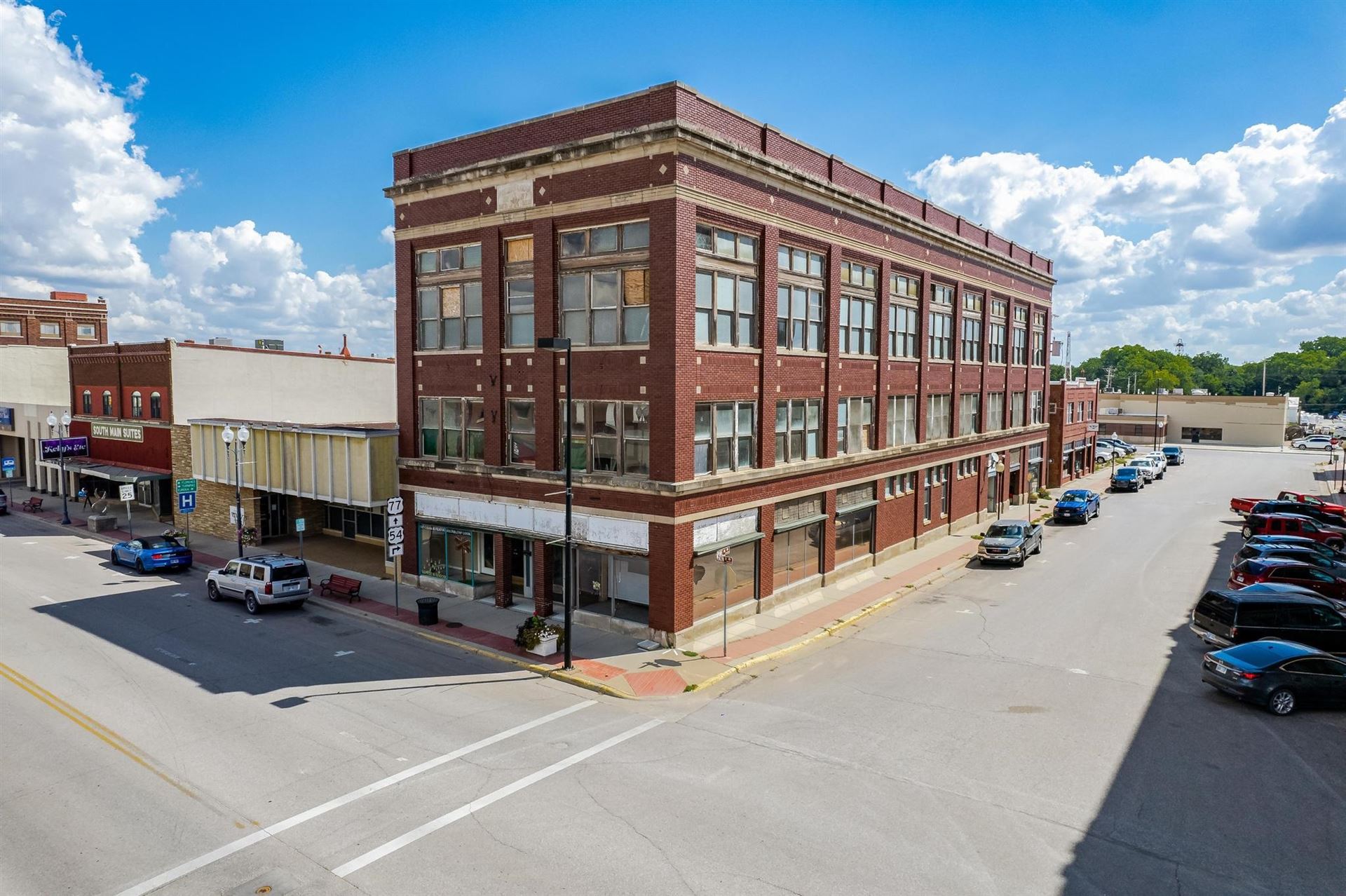 Image of a commercial building for sale.